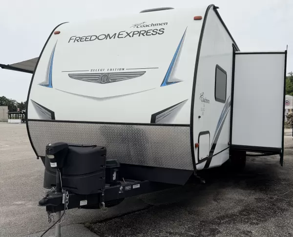 Used 2021 Coachmen RV Freedom Express Ultra Lite 29SE for sale in Picayune, MS