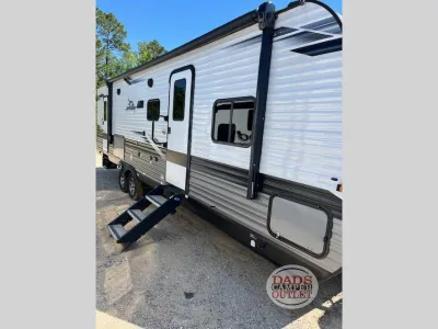 Used 2022 Jayco Jay Flight 28BHOK for sale in Gulfport, MS