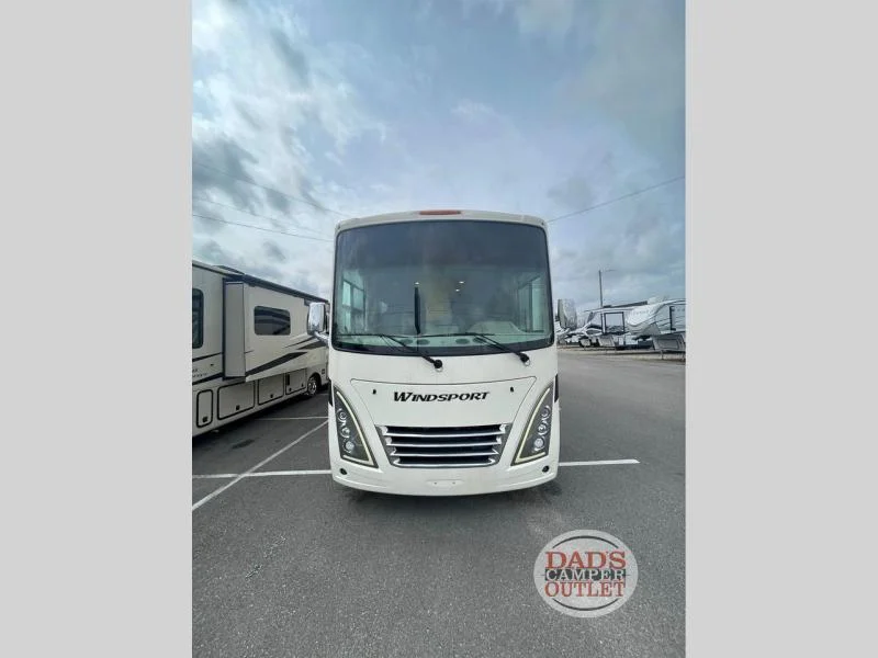 Used 2022 Thor Motor Coach Windsport 34J for sale in Picayune