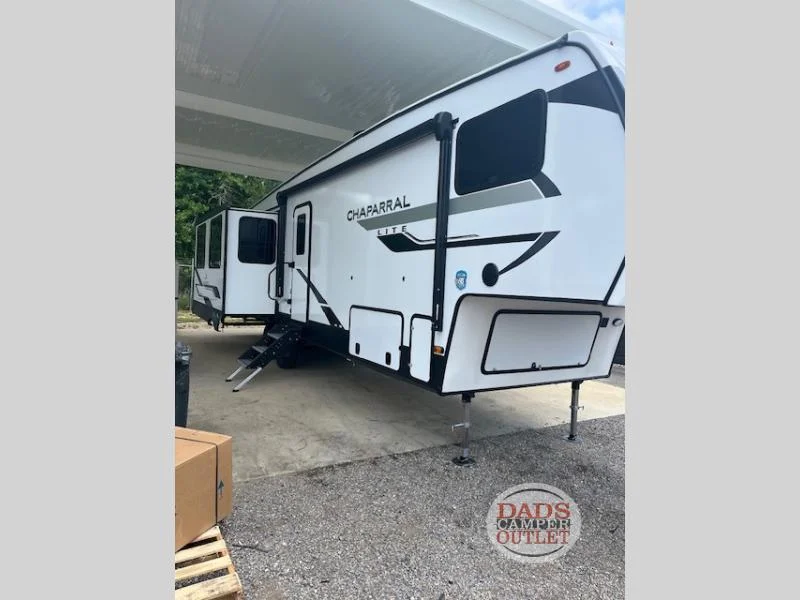 New 2025 Coachmen RV Chaparral Lite 30BHS for sale in Gulfport