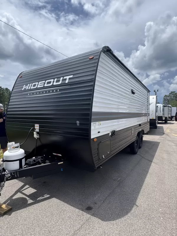Used 2025 Keystone RV Hideout Mini 230MBBH for sale in Sumrall, Mississippi