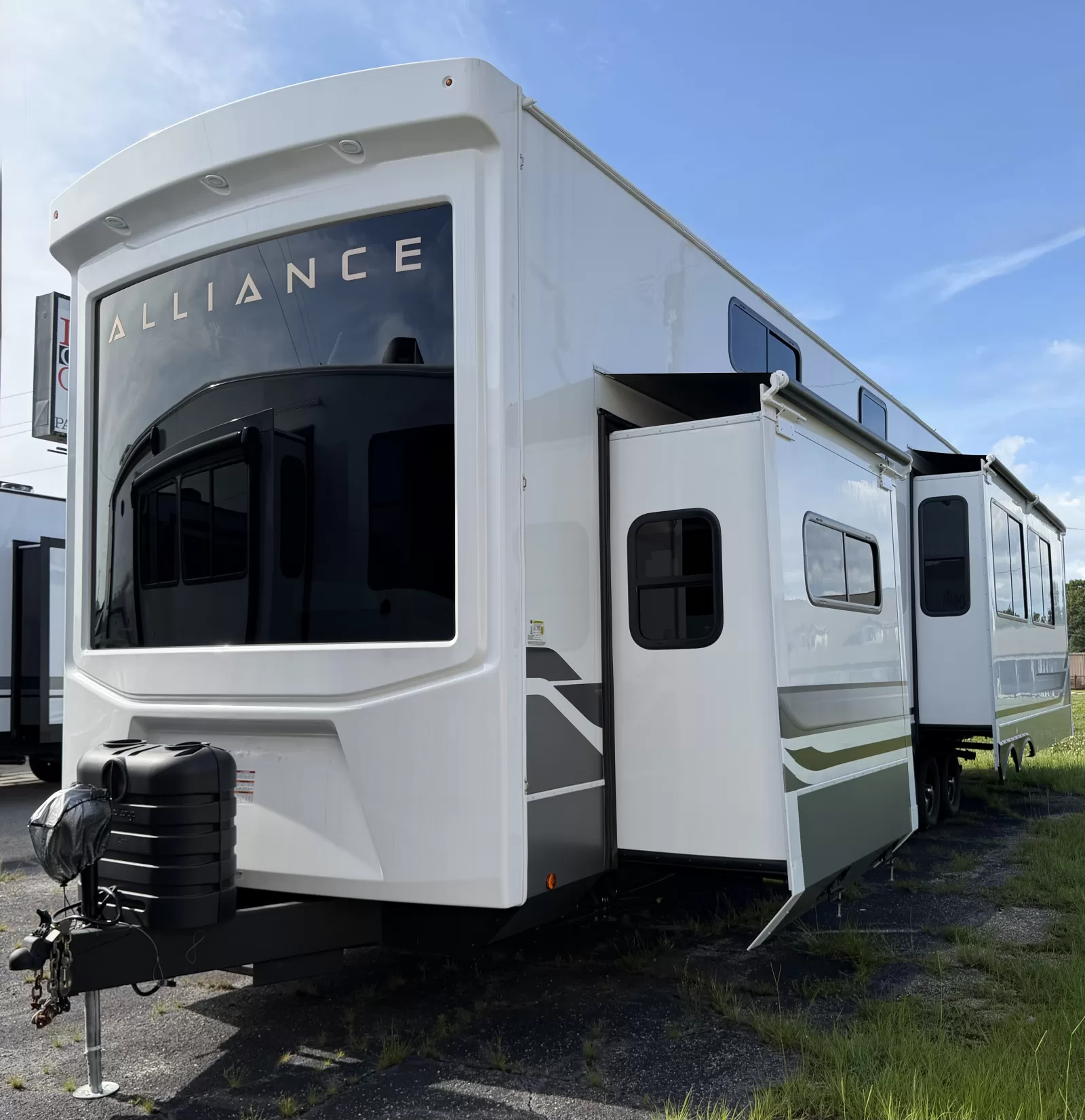 Alliance RV 44RKL