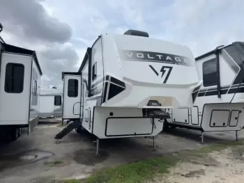 New 2026 Dutchmen RV Voltage V-Series 3600 for sale in Picayune, MS