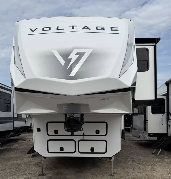 New 2026 Dutchmen RV Voltage 4250 for sale in Picayune, MS
