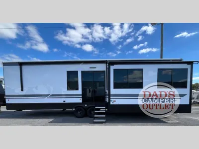 New 2026 Forest River RV Cedar Creek Cottage 40CFL2B for sale in Picayune, MS